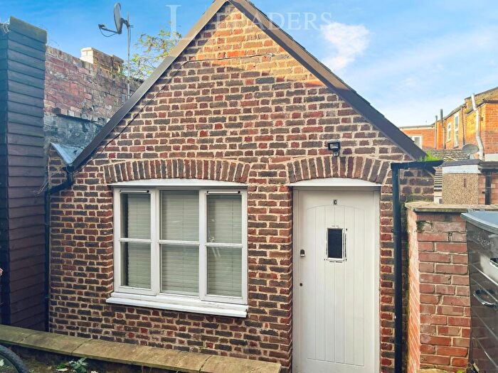 2 Bedroom Bungalow To Rent In Blackfriars Road, Kingslynn, PE30