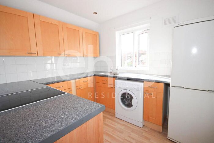 2 Bedroom Apartment To Rent In Saltisford, Warwick, CV34