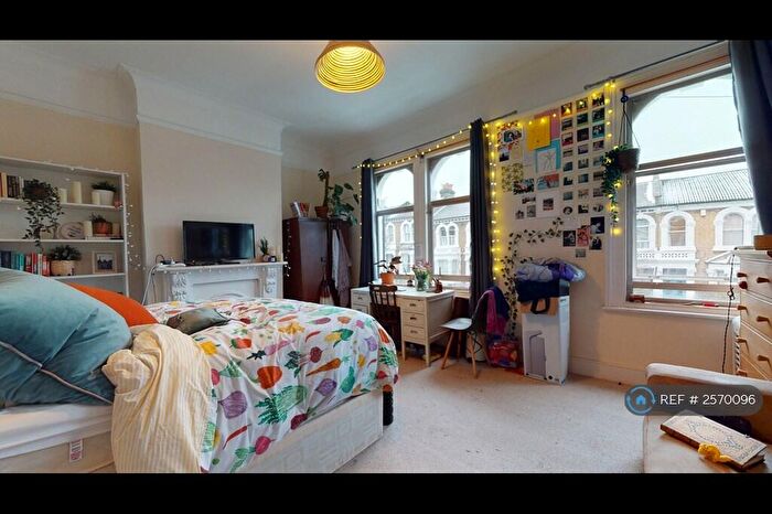 6 Bedroom Terraced House To Rent In Crofton Road, London, SE5