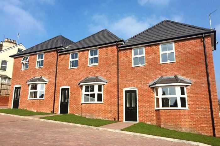 2 Bedroom Flat To Rent In Addison Road, Chesham, HP5