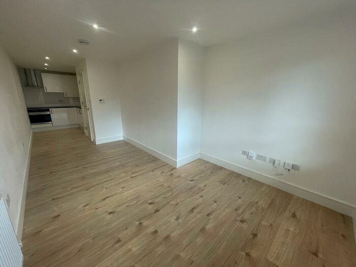 1 Bedroom Apartment To Rent In Midland Road, Luton, LU2