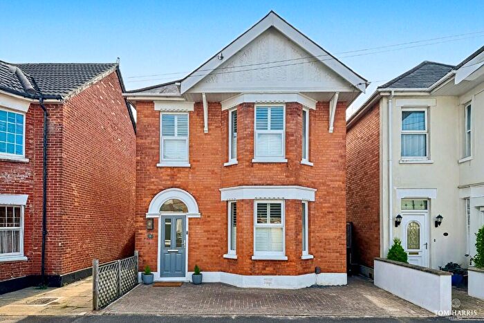 4 Bedroom Detached House For Sale In Stourfield Road, Bournemouth, Dorset, BH5