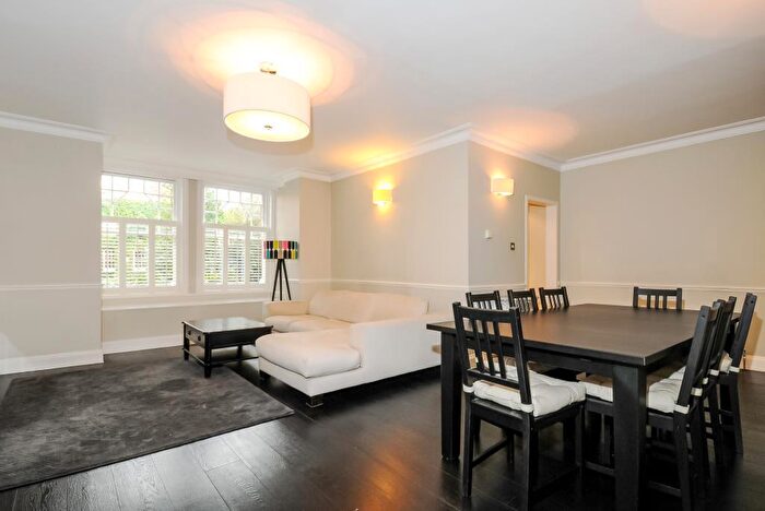 2 Bedroom Apartment To Rent In Frognal, Hampstead, NW3