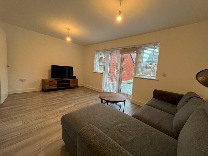 3 Bedroom Terraced House To Rent In Saint Peters Road, Uxbridge, UB8