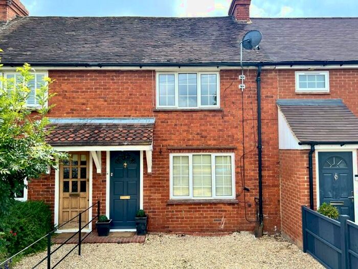 2 Bedroom Terraced House To Rent In Cookham, SL6