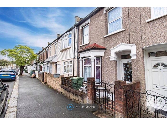 3 Bedroom Terraced House To Rent In Selby Road, London, E13