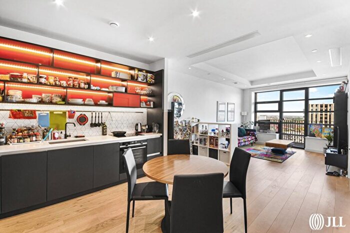 1 Bedroom Flat For Sale In City Island Way London, E14