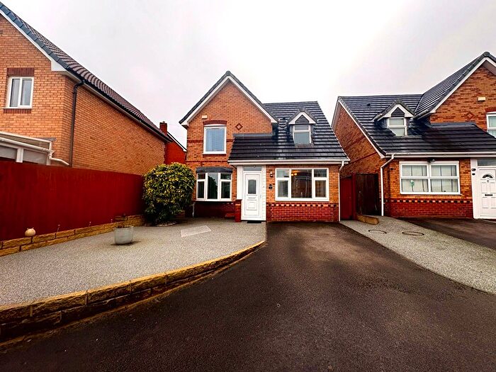 4 Bedroom Detached House For Sale In Cote Farm Lane, Thackley, Bradford, BD10