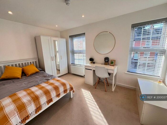 4 Bedroom Terraced House To Rent In Reading, Reading, RG1