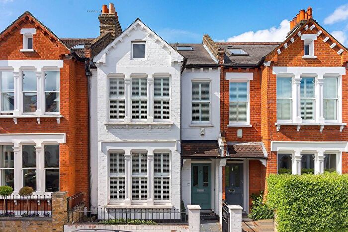 5 Bedroom Detached House To Rent In Hambalt Road, Abbeville Village, London, SW4