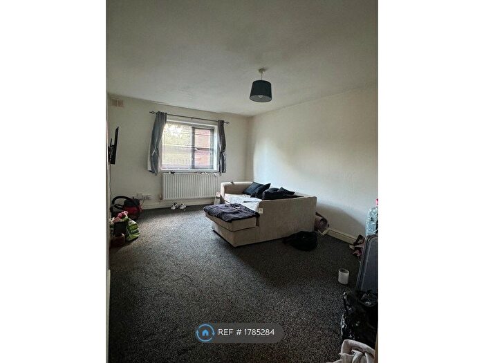 1 Bedroom Flat To Rent In Alcester Road, Birmingham, B13