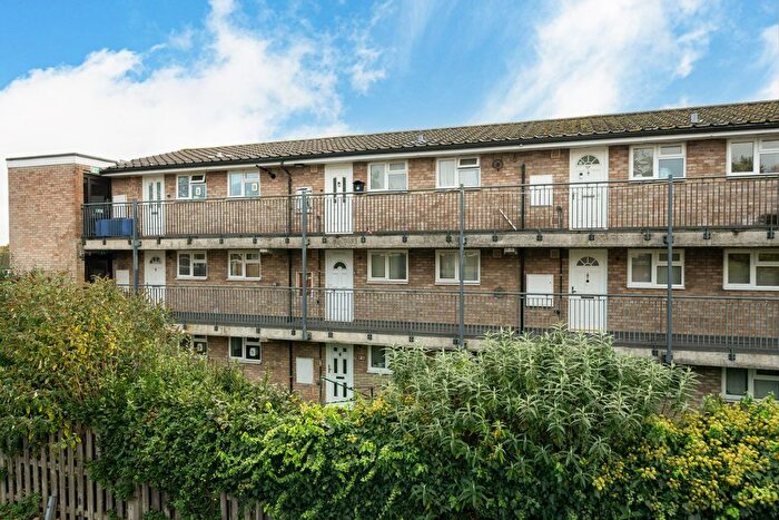 1 Bedroom Flat For Sale In Waveney, Hemel Hempstead, HP2