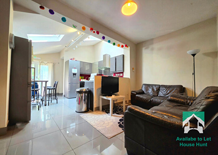 6 Bedroom Terraced House To Rent In Heeley Road, Selly Oak, Birmingham, B29
