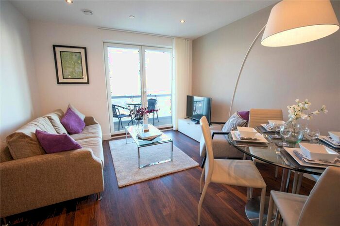 2 Bedroom Apartment To Rent In New Bridge Street Salford, M3