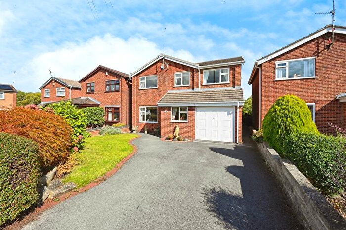 3 Bedroom Detached House For Sale In Darley Drive, Ripley, DE5