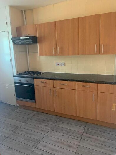 2 Bedroom Flat To Rent In Streatham Hill, London, SW2