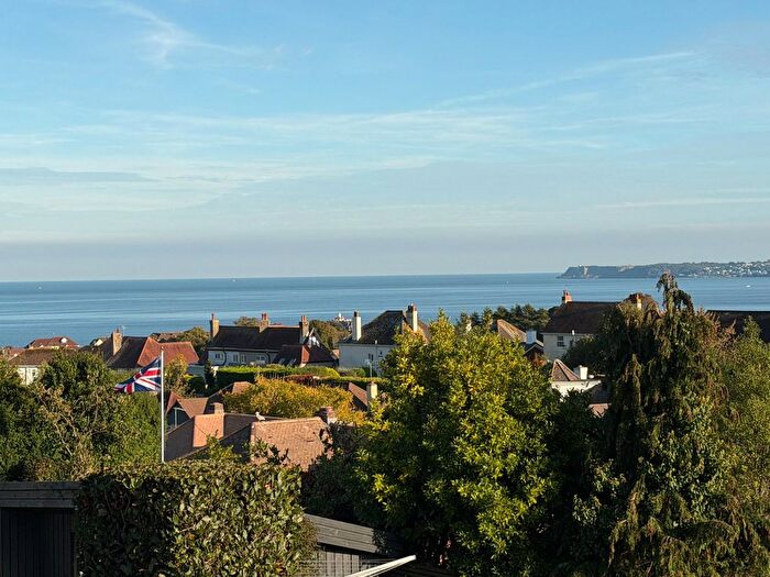 4 Bedroom Bungalow For Sale In Barcombe Heights, Preston, Paignton, Devon, TQ3