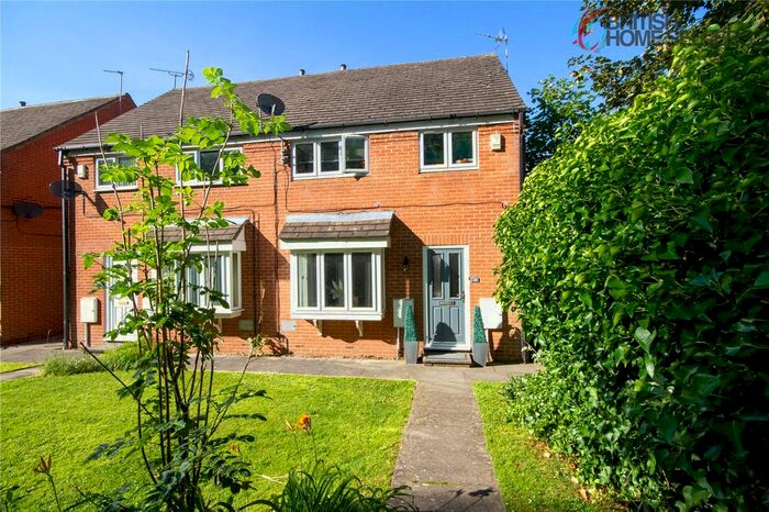 3 Bedroom Semi-Detached House For Sale In Barton Close, Washington, Tyne And Wear, NE37