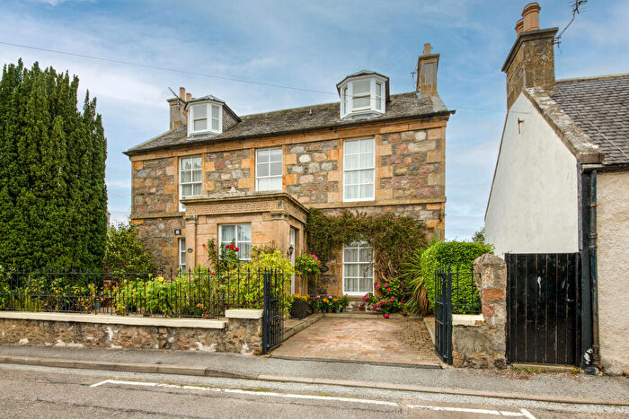 5 Bedroom Town House For Sale In South Street, Fochabers, IV32