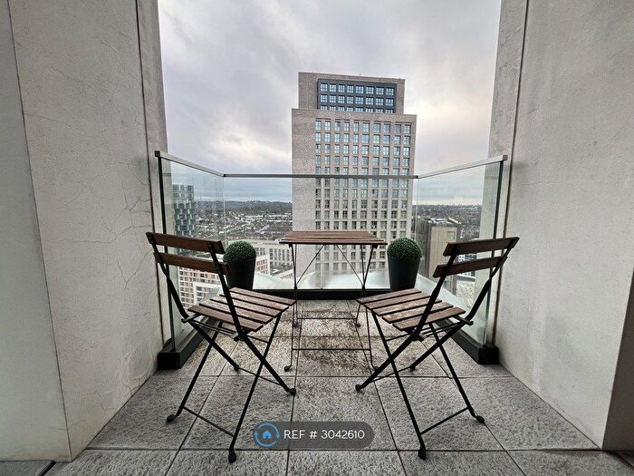 2 Bedroom Flat To Rent In Station Road, London, SE13