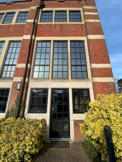 1 Bedroom Flat To Rent In Surman Street, Worcester, WR1