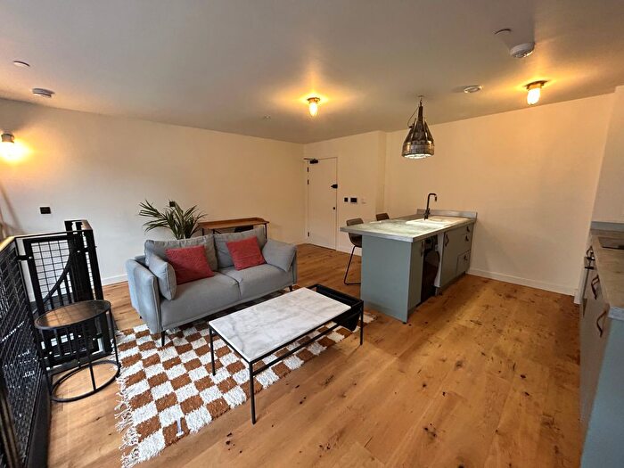 1 Bedroom Flat To Rent In Derwent House, Mary Ann Street, Birmingham, B3