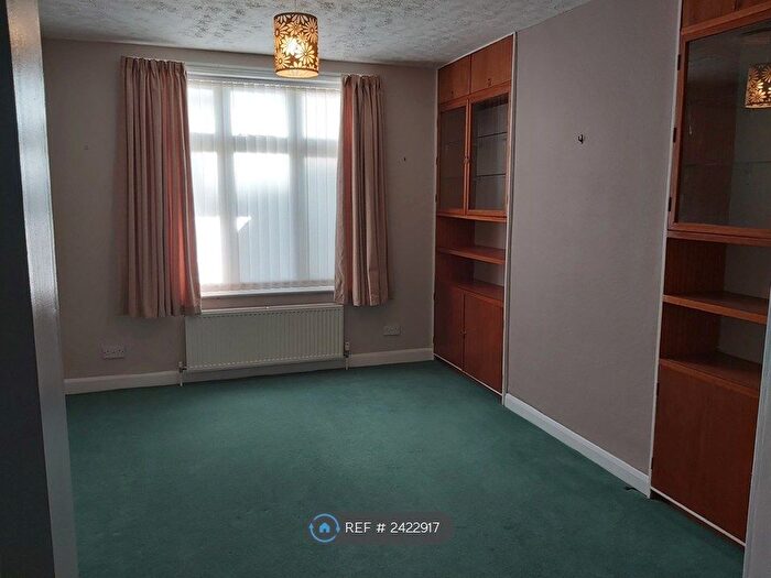 3 Bedroom Semi-Detached House To Rent In Water Eaton Road, Bletchley, Milton Keynes, MK2