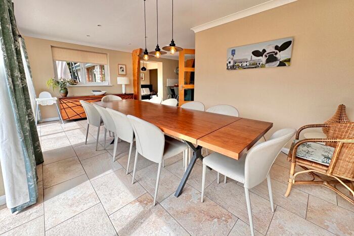 5 Bedroom House For Sale In Kingston Lane, Worth Matravers, BH19 - Photo 9