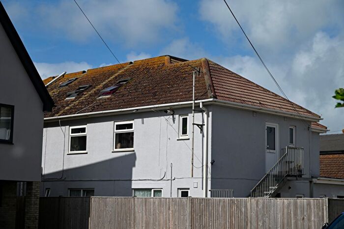 2 Bedroom Flat To Rent In South Coast Road, Peacehaven, BN10