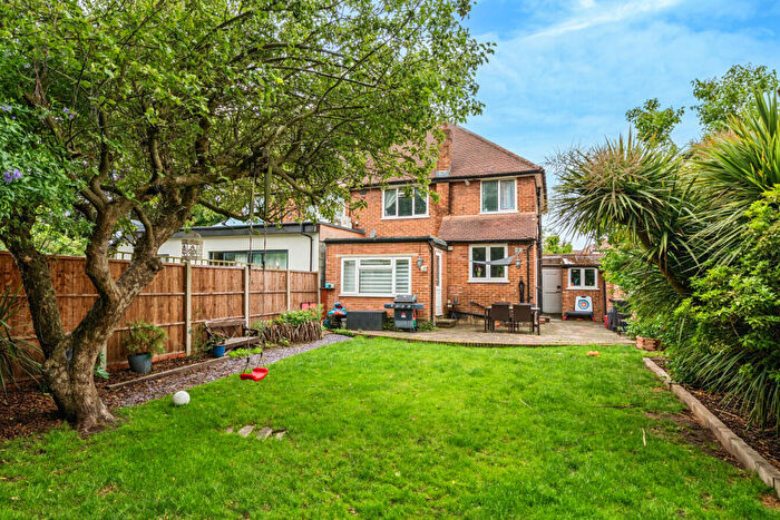 3 Bedroom Semi-Detached House For Sale In Dartmouth Road, Hayes, Kent, BR2