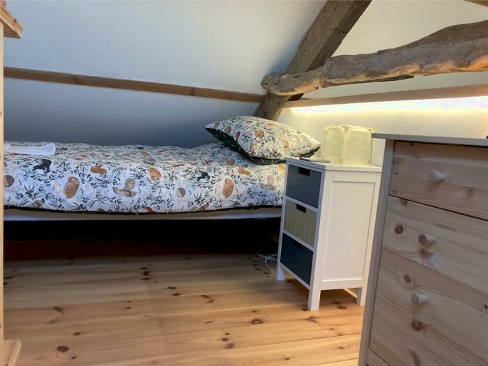 2 Bedroom Detached House For Sale In Pengroeslon Fawr, Nr Llangwnadl, LL53