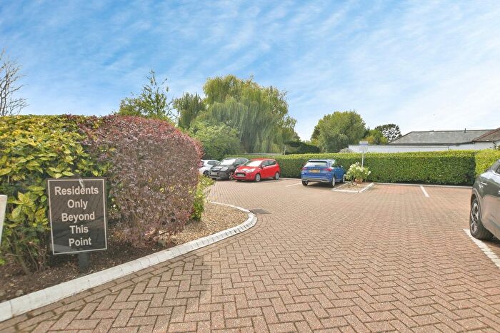 1 Bedroom Flat For Sale In Springwood Court, New Romney, TN28