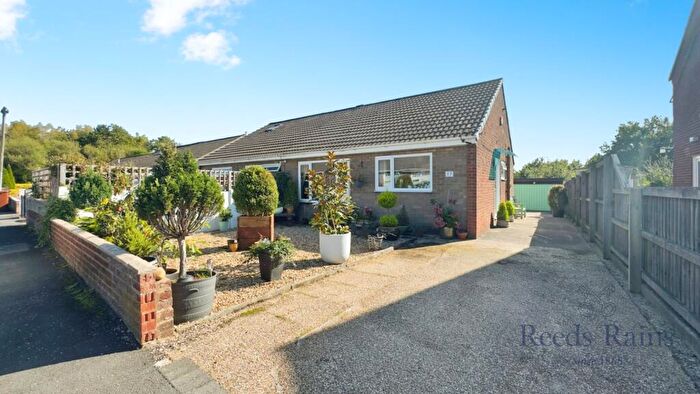 2 Bedroom Bungalow For Sale In Irongate, Bamber Bridge, Preston, Lancashire, PR5