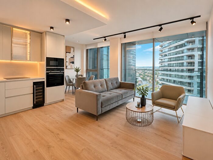 1 Bedroom Flat To Rent In Valencia Tower, Place, London, EC1V
