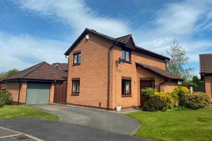 3 Bedroom Property To Rent In Clough Avenue, Preston, PR5