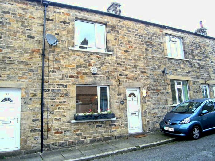 2 Bedroom Terraced House To Rent In New Close Avenue, Silsden, BD20