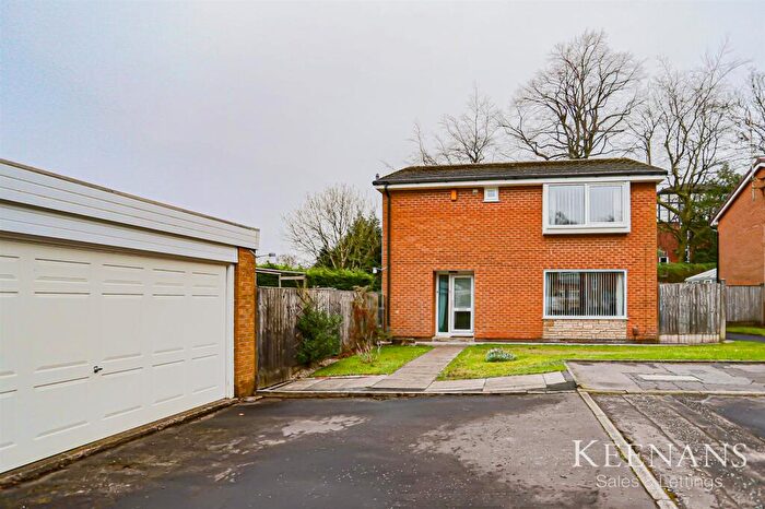 3 Bedroom Detached House For Sale In Carrs Wood, Blackburn, BB2