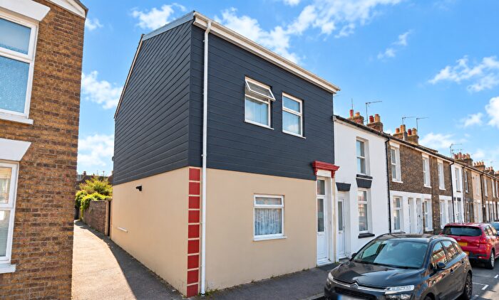 Block Of Apartments For Sale In Richmond Street, Sheerness, Kent, ME12