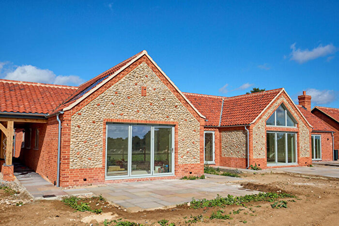 3 Bedroom Semi-Detached Bungalow For Sale In Hall Lane, Baconsthorpe, Norfolk, NR25