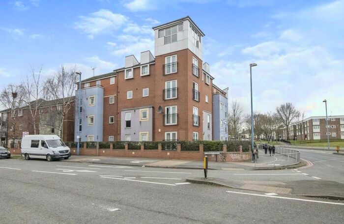 2 Bedroom Flat To Rent In Kinsey Road, Edgbaston, Birmingham, B66