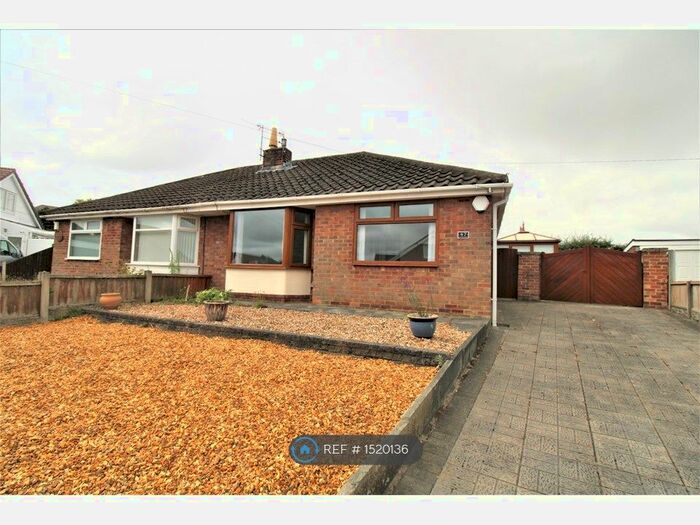 3 Bedroom Bungalow To Rent In Redwood Drive, Ormskirk, L39
