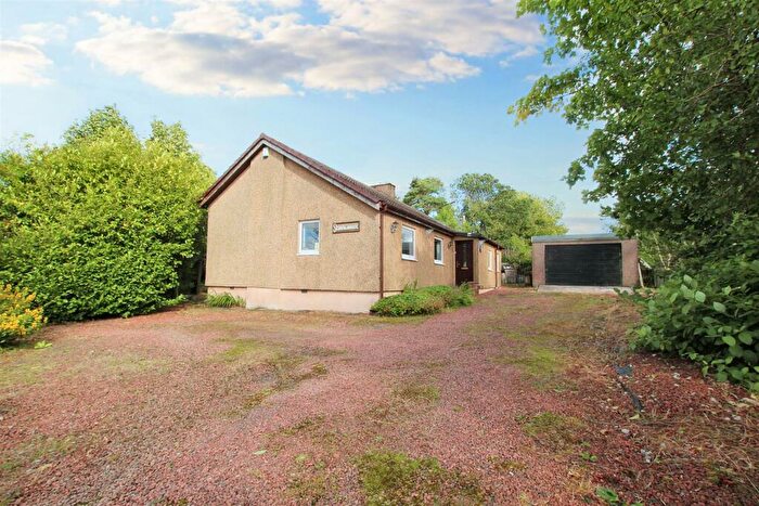 2 Bedroom Detached Bungalow For Sale In Yieldshields Road, Carluke, ML8