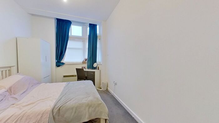 2 Bedroom Flat To Rent In Portland Arms, Portland Road, Nottingham, NG7