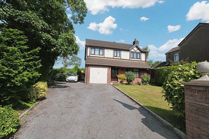 4 Bedroom Detached House For Sale In Smiths Road, Birchgrove, Swansea, SA7
