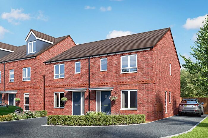 3 Bedroom Semi Detached House To Rent In Church Rise, Redditch, B98