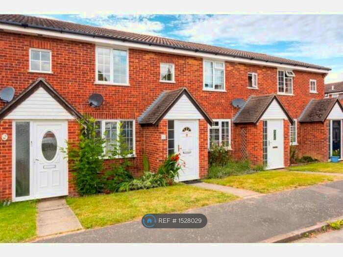 3 Bedroom Terraced House To Rent In Stoneybrook, Horsham, RH12