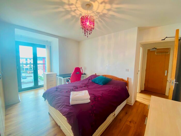 2 Bedroom Flat To Rent In St. Christophers Court, Maritime Quarter, Swansea, SA1