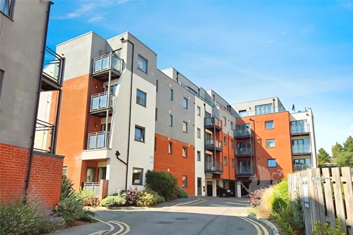 1 Bedroom Apartment To Rent In Walnut Tree Close, Guildford, Surrey, GU1