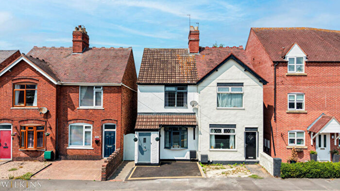 2 Bedroom Semi-Detached House For Sale In Tamworth Road, Amington, Tamworth, Staffordshire, B77