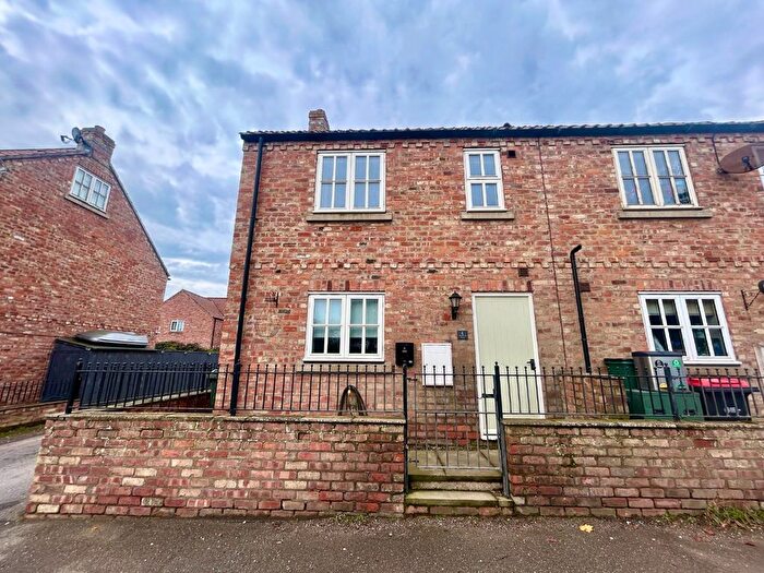 3 Bedroom Semi-Detached House To Rent In Bed End-Terraced House, Main Street, Foxholes, Driffield, YO25